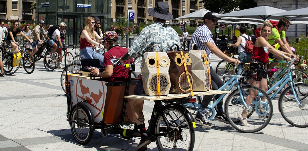 GROOVY BIKE ! et qu’ça roule et qu’ça groove !